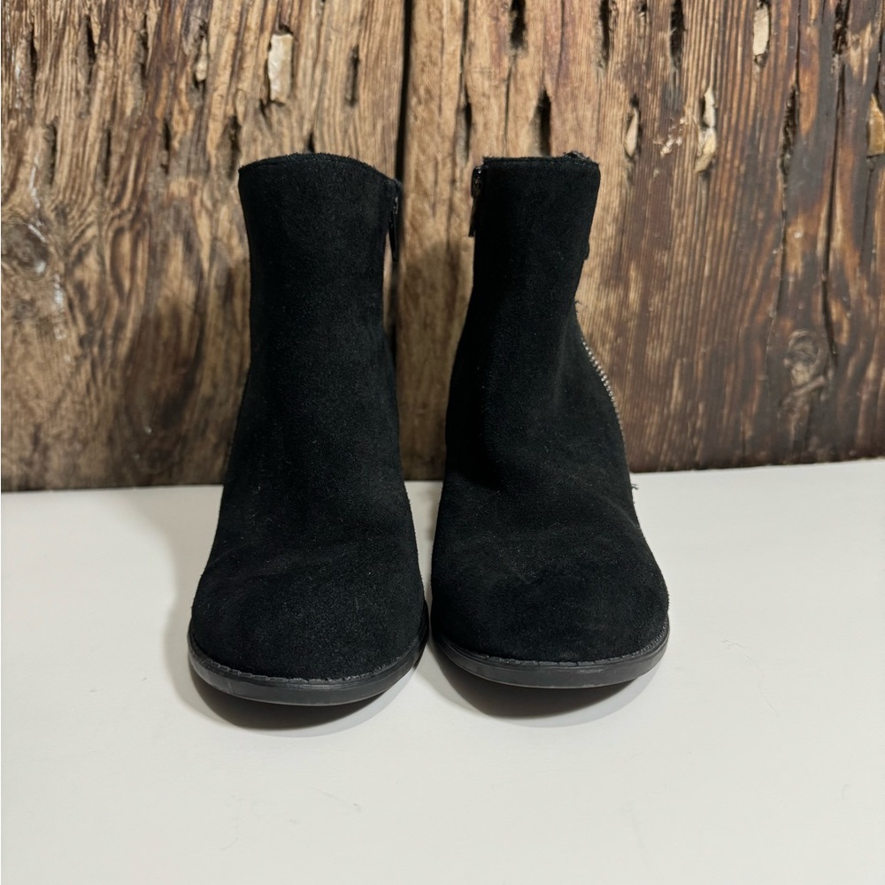 Women’s Black, Sketchers, Boots, size 7.5